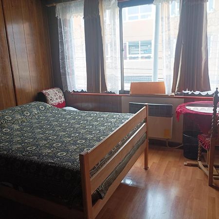 Alojamiento Familiar Rey Bed & Breakfast Punta Arenas Exterior foto