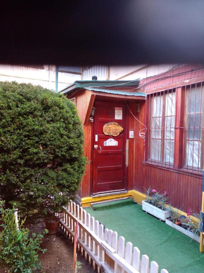 Alojamiento Familiar Rey Bed & Breakfast Punta Arenas Exterior foto