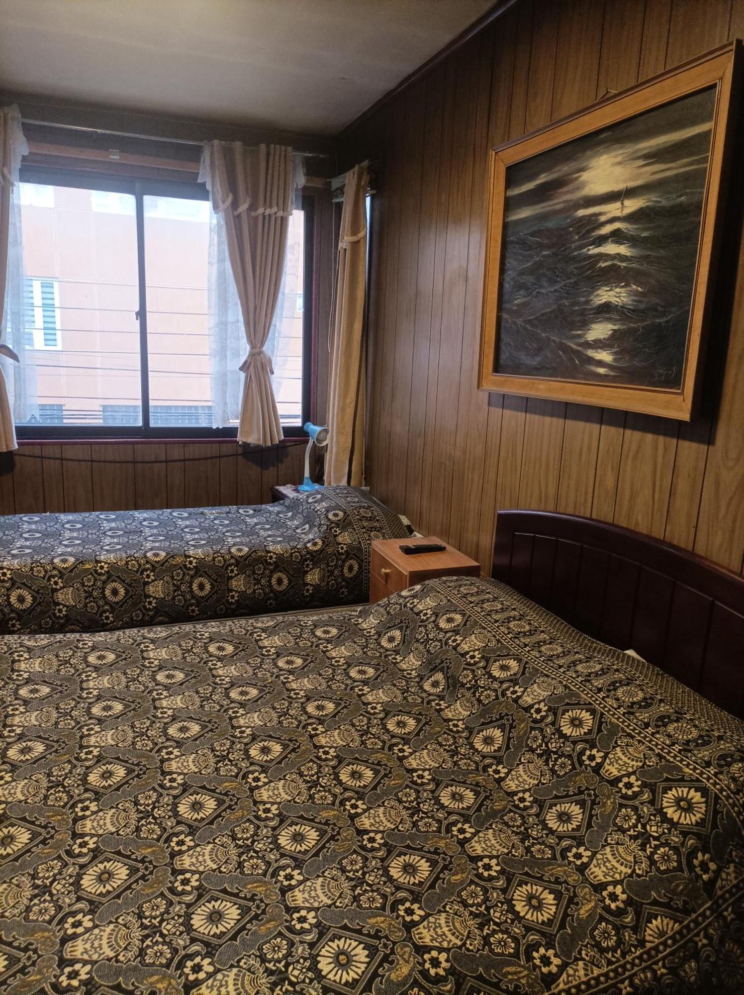 Alojamiento Familiar Rey Bed & Breakfast Punta Arenas Exterior foto